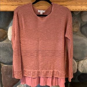 Sweater with ruffle hem